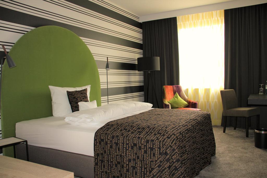 Naegler'S Fine Lounge Hotel Oestrich-Winkel Luaran gambar