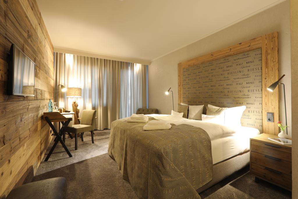 Naegler'S Fine Lounge Hotel Oestrich-Winkel Luaran gambar