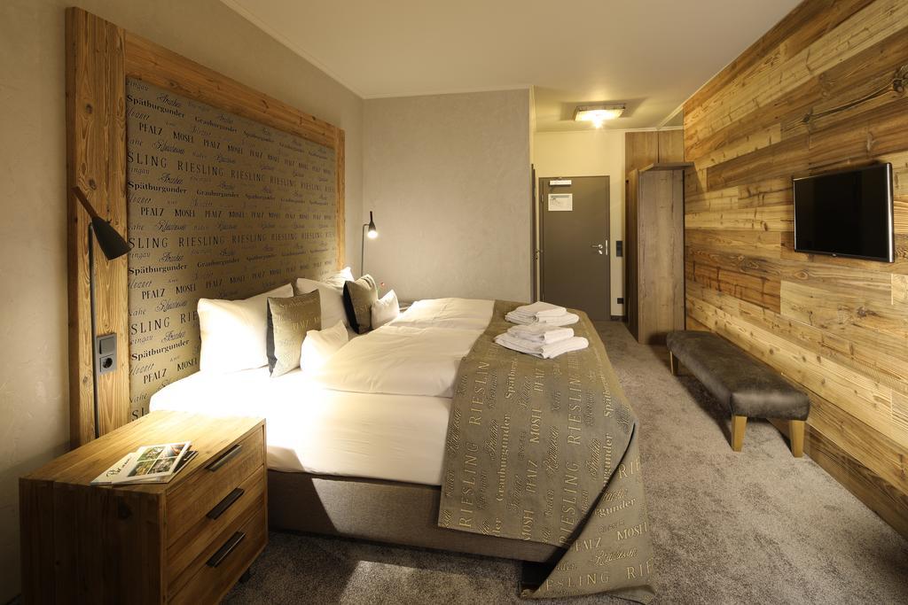 Naegler'S Fine Lounge Hotel Oestrich-Winkel Luaran gambar